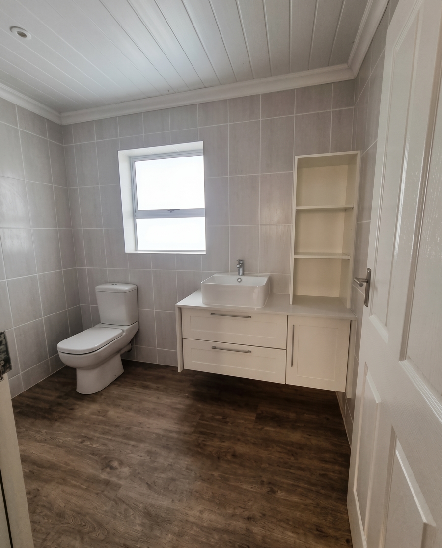 2 Bedroom Property for Sale in Struisbaai Western Cape